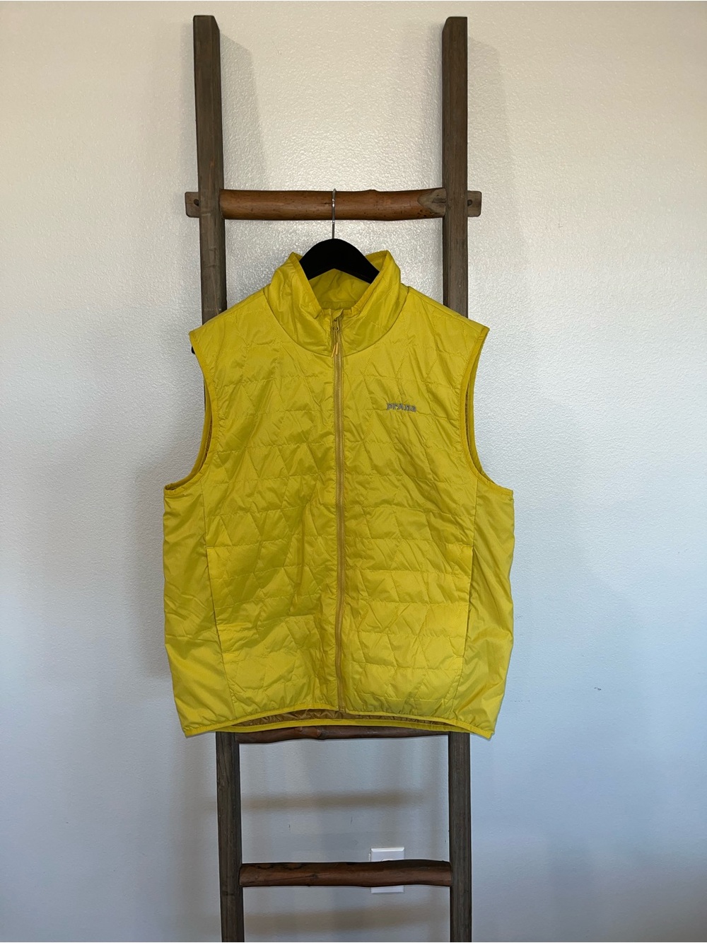 Men’s Yellow Vest
